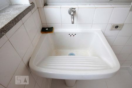 Apartamento para alugar com 55m², 2 quartos e sem vagaÁrea de Serviço