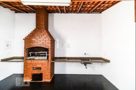 Apartamento para alugar com 50m², 2 quartos e 1 vaga Apartamento para alugar com 50m², 2 quartos e 1 vagaÁrea comum - Churrasqueira