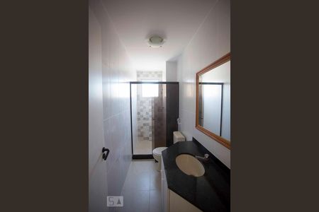 banheiro de apartamento à venda com 3 quartos, 170m² em Icaraí, Niterói