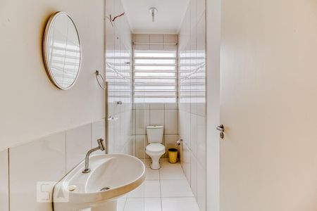 Casa à venda com 600m², 4 quartos e 6 vagasSegundo lavabo