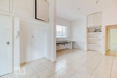 Casa à venda com 600m², 4 quartos e 6 vagasCozinha