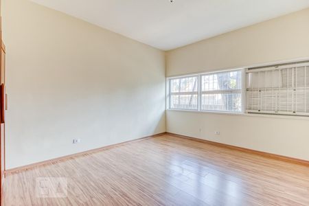 Casa à venda com 600m², 4 quartos e 6 vagasTerceiro dormitório