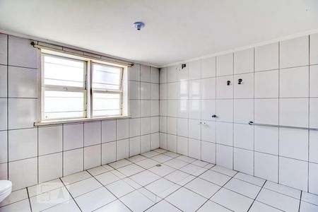 Casa à venda com 600m², 4 quartos e 6 vagasSegundo banheiro