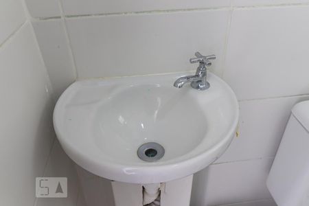 Apartamento à venda com 60m², 3 quartos e sem vaga Apartamento à venda com 60m², 3 quartos e sem vagaBanheiro