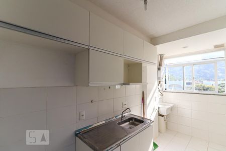 Apartamento à venda com 60m², 3 quartos e sem vaga Apartamento à venda com 60m², 3 quartos e sem vagaCozinha