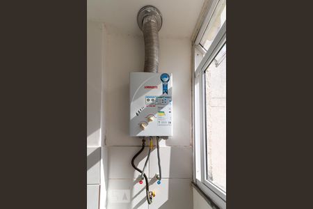 Apartamento à venda com 60m², 3 quartos e sem vaga Apartamento à venda com 60m², 3 quartos e sem vagaAquecedor