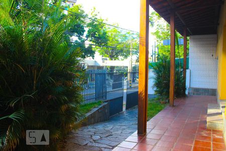 Casa para alugar com 420m², 4 quartos e 2 vagasvaranda