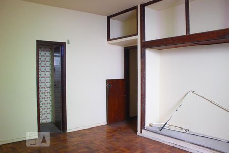 Casa para alugar com 420m², 4 quartos e 2 vagasSuíte