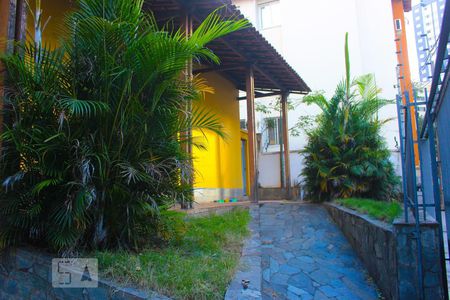 Casa para alugar com 420m², 4 quartos e 2 vagasvaranda