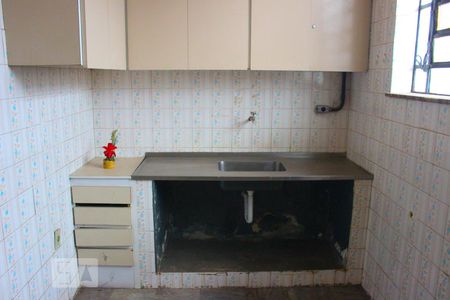 Casa para alugar com 420m², 4 quartos e 2 vagasCozinha