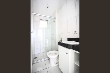 Banheiro social de apartamento para alugar com 2 quartos, 54m² em Santa Mônica, Belo Horizonte