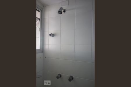 Apartamento à venda com 69m², 2 quartos e 1 vaga Apartamento à venda com 69m², 2 quartos e 1 vagaBanheiro social detalhe