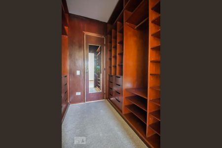 Apartamento à venda com 69m², 2 quartos e 1 vaga Apartamento à venda com 69m², 2 quartos e 1 vagaQuarto 2 closet