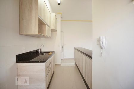 Apartamento à venda com 63m², 3 quartos e 1 vaga Apartamento à venda com 63m², 3 quartos e 1 vagaSuíte