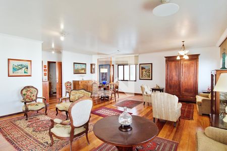 Apartamento à venda com 4 quartos, 213m² em Real Parque, São Paulo
