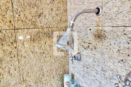 Apartamento à venda com 213m², 4 quartos e 4 vagas Apartamento à venda com 213m², 4 quartos e 4 vagasBanheiro da Suíte 1