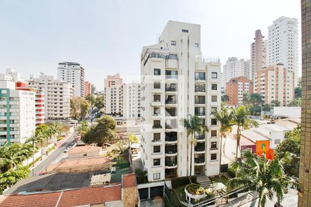 Apartamento à venda com 213m², 4 quartos e 4 vagas Apartamento à venda com 213m², 4 quartos e 4 vagasVista da Suíte 3