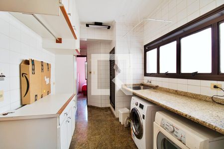 Área de Serviço de apartamento à venda com 4 quartos, 213m² em Real Parque, São Paulo