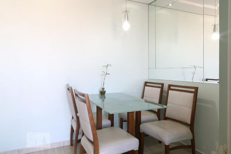 Sala de apartamento para alugar com 2 quartos, 50m² em Vila Paiva, São Paulo