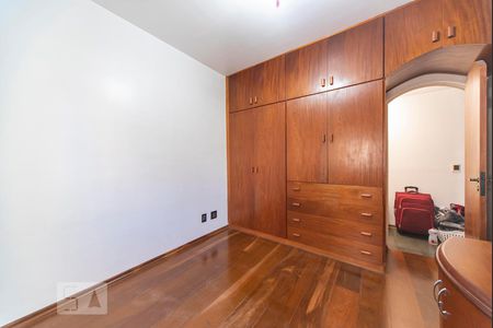 Apartamento à venda com 126m², 3 quartos e 1 vagaQuarto 2