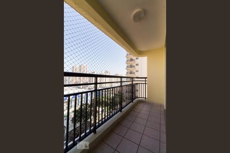 Apartamento à venda com 112m², 3 quartos e 3 vagas Apartamento à venda com 112m², 3 quartos e 3 vagasSacada