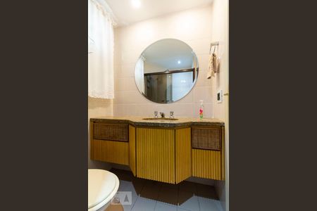 Apartamento à venda com 83m², 3 quartos e 1 vagaBanheiro Social