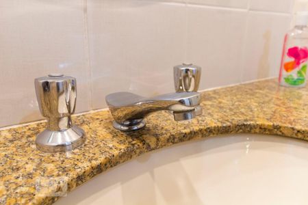 Apartamento à venda com 83m², 3 quartos e 1 vagaBanheiro Social