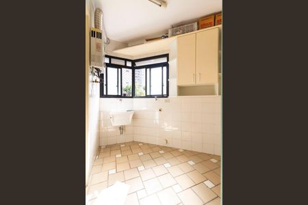 Apartamento à venda com 83m², 3 quartos e 1 vagaÁrea de Serviço