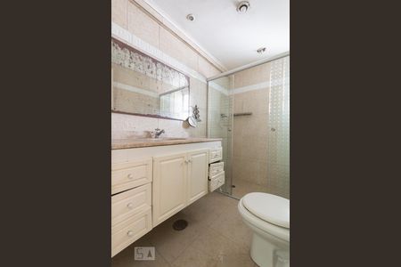 Banheiro  de apartamento à venda com 2 quartos, 70m² em Vila Moinho Velho, São Paulo