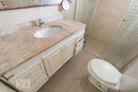 Banheiro  de apartamento à venda com 2 quartos, 70m² em Vila Moinho Velho, São Paulo