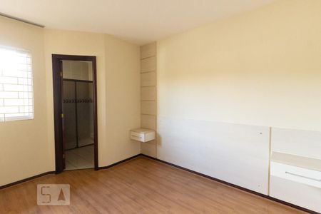 Quarto 1 de casa para alugar com 3 quartos, 113m² em Hauer, Curitiba