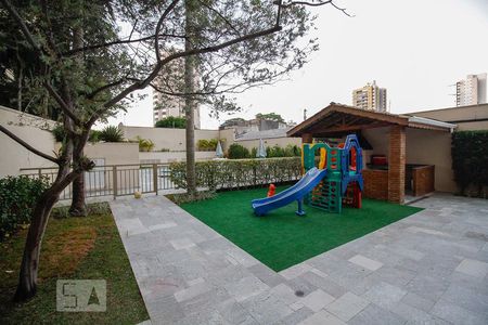 Apartamento à venda com 98m², 3 quartos e 2 vagas Apartamento à venda com 98m², 3 quartos e 2 vagasPlayground