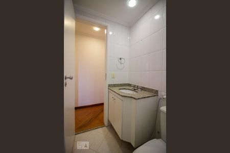 Apartamento à venda com 98m², 3 quartos e 2 vagas Apartamento à venda com 98m², 3 quartos e 2 vagasBanheiro