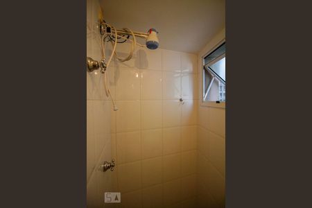 Apartamento à venda com 98m², 3 quartos e 2 vagas Apartamento à venda com 98m², 3 quartos e 2 vagasBanheiro de Serviço