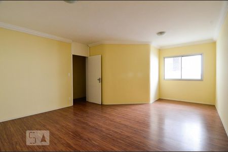 Sala de apartamento à venda com 3 quartos, 100m² em Cambuí, Campinas