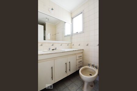 Apartamento à venda com 100m², 3 quartos e 1 vagaSuíte