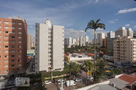Vista da varanda de apartamento à venda com 1 quarto, 50m² em Cambuí, Campinas