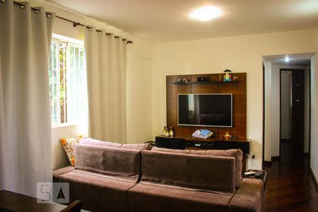 Sala de apartamento à venda com 3 quartos, 80m² em Sion, Belo Horizonte