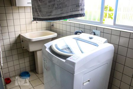 Apartamento à venda com 80m², 3 quartos e 1 vagaÁrea de serviço