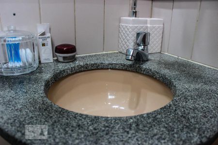 Apartamento à venda com 80m², 3 quartos e 1 vagaBanheiro suíte