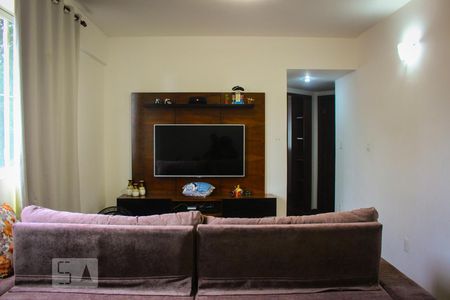 Sala de apartamento à venda com 3 quartos, 80m² em Sion, Belo Horizonte