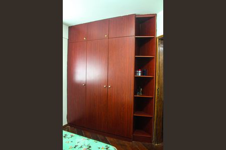 Apartamento à venda com 80m², 3 quartos e 1 vagaQuarto 2