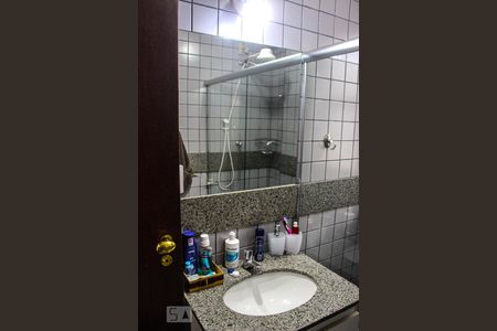 Apartamento à venda com 80m², 3 quartos e 1 vagaBanheiro social