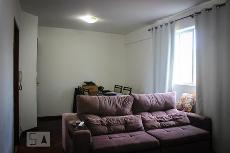 Sala de apartamento à venda com 3 quartos, 80m² em Sion, Belo Horizonte