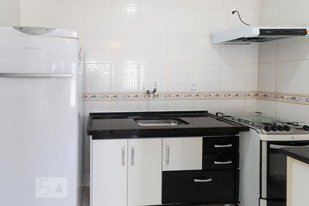 Cozinha de casa para alugar com 1 quarto, 45m² em Vargem Pequena, Rio de Janeiro