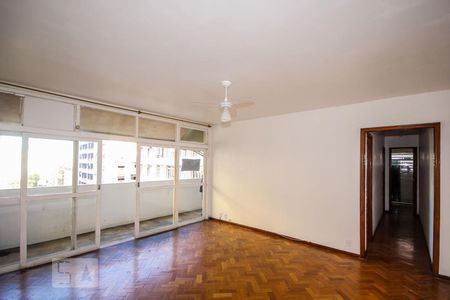 Sala de apartamento para alugar com 2 quartos, 85m² em Copacabana, Rio de Janeiro