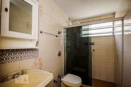 Banheiro de apartamento para alugar com 2 quartos, 85m² em Copacabana, Rio de Janeiro