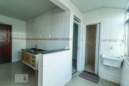 Apartamento à venda com 72m², 2 quartos e 1 vaga Apartamento à venda com 72m², 2 quartos e 1 vagaCozinha e Área de Serviço