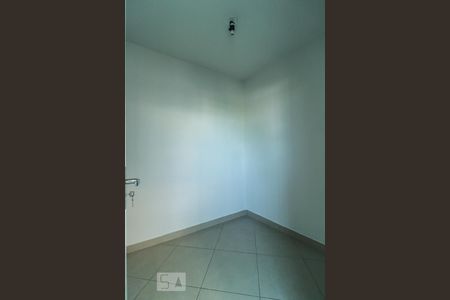 Apartamento à venda com 72m², 2 quartos e 1 vaga Apartamento à venda com 72m², 2 quartos e 1 vagaQuarto de Serviço