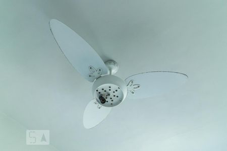 Apartamento à venda com 72m², 2 quartos e 1 vaga Apartamento à venda com 72m², 2 quartos e 1 vagaQuarto de Serviço